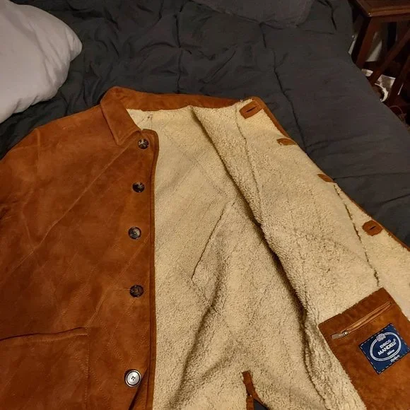 Mens Enrico Mandelli coat.